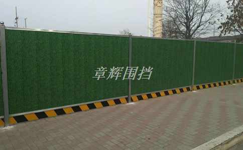 簡易圍擋在干旱或多雨區(qū)域中的使用條件有哪些限制？（干旱和多雨區(qū)域中簡易圍擋的選型要求）